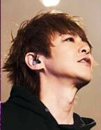 Jiroの髪型やファッションの若い頃と現在 ショートや黒髪 私服 衣装 靴 V系ロック魂