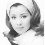 吉永小百合の若い頃(年齢順)。夫/岡田太郎と子供と自宅と癌。渡哲也との昔